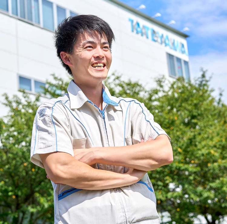 ものづくりの経験が、 営業としての言葉に説得力をくれる。